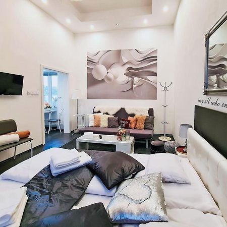 Modern Flat In City Center Budapeşte Dış mekan fotoğraf